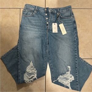 Brand new/ never worn forever 21/ high rise/ NWT relaxed fit/mom jeans/size 29